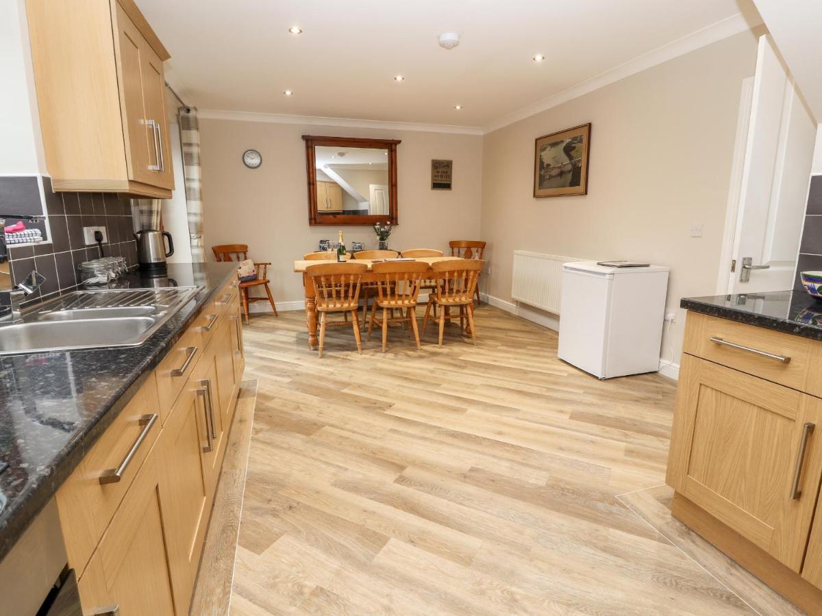 Bryn Seion Villa Llanddeiniolen Exteriör bild